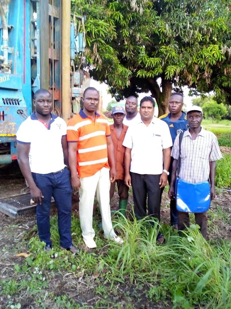 Brunnenbohrung im Krankenhaus von Bassar